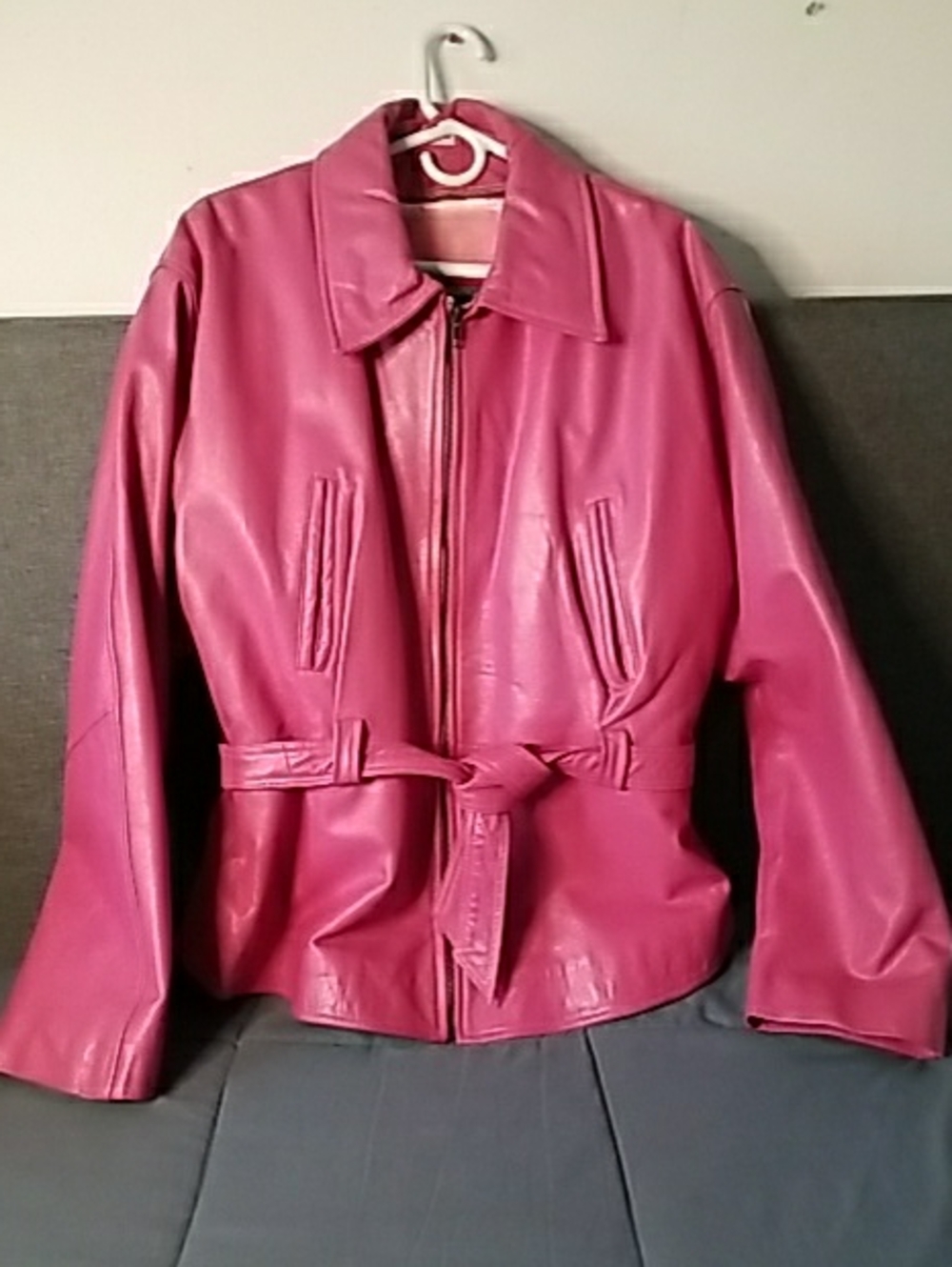 Vintage 2004 Sanzzini Genuine Leather Fuchsia Zip-Up Jacket with Waist Tie